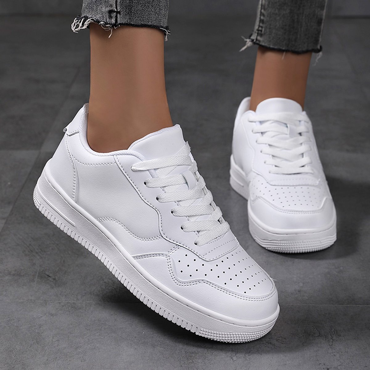 sneakers-wit-518zze-1.jpg
